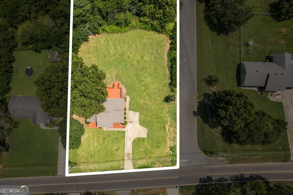 135 Manning Mill RD NW Adairsville, GA 30103