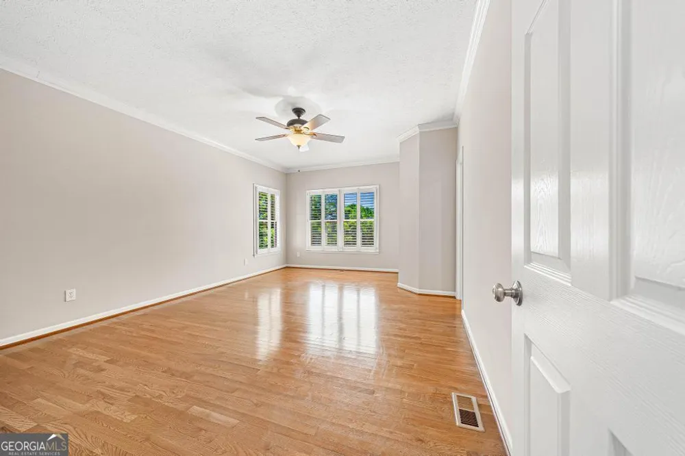 166 Knox CIR Lavonia, GA 30553