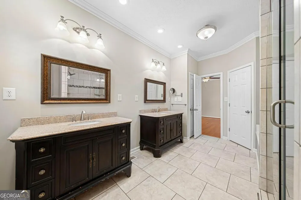 166 Knox CIR Lavonia, GA 30553