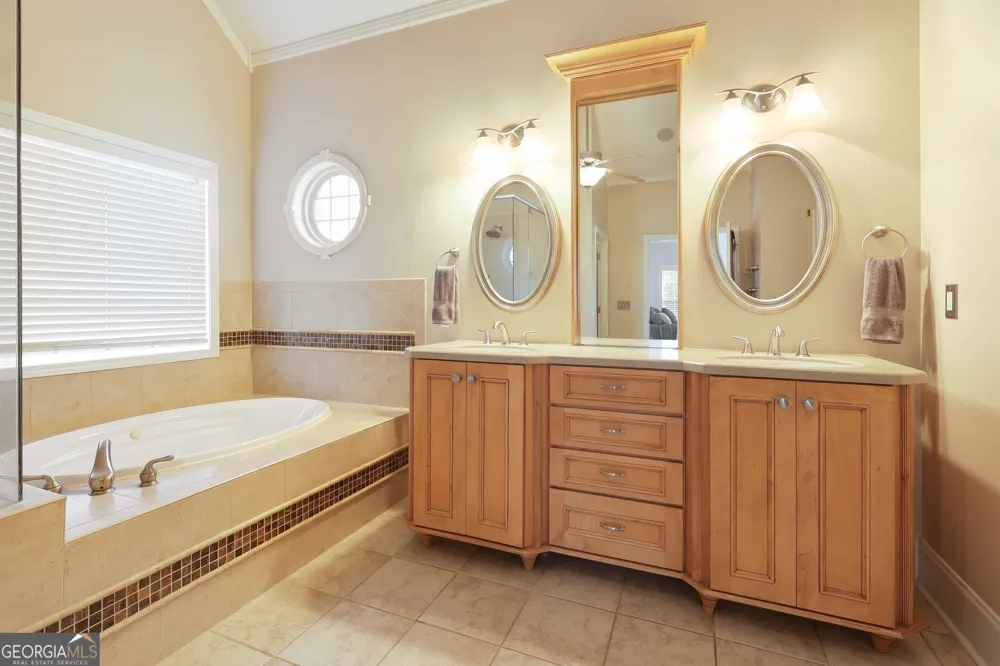 333 Royal Crest CIR Kathleen, GA 31047