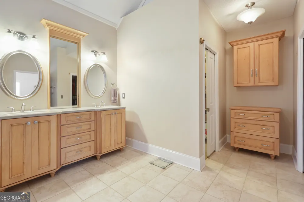 333 Royal Crest CIR Kathleen, GA 31047
