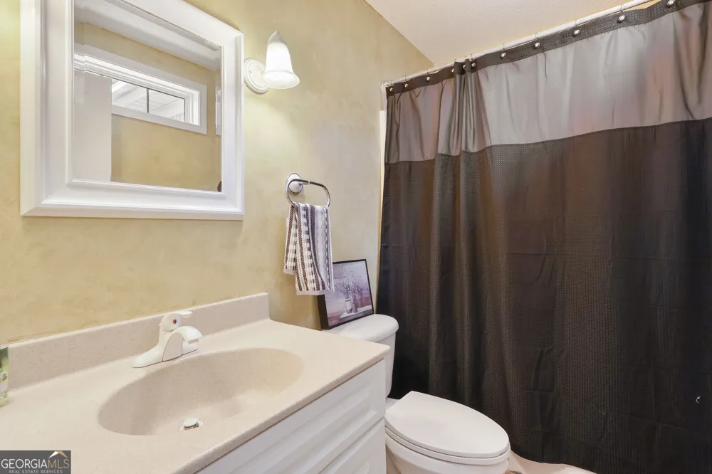 333 Royal Crest CIR Kathleen, GA 31047