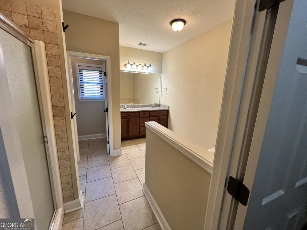 416 Hunts Landing DR Kathleen, GA 31047