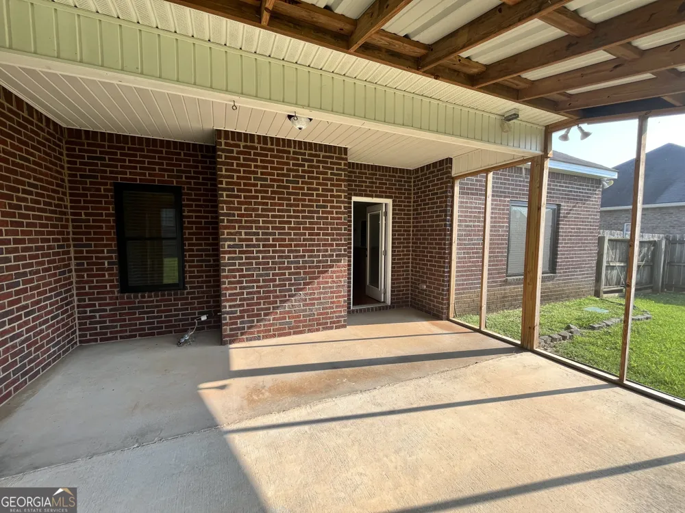 416 Hunts Landing DR Kathleen, GA 31047