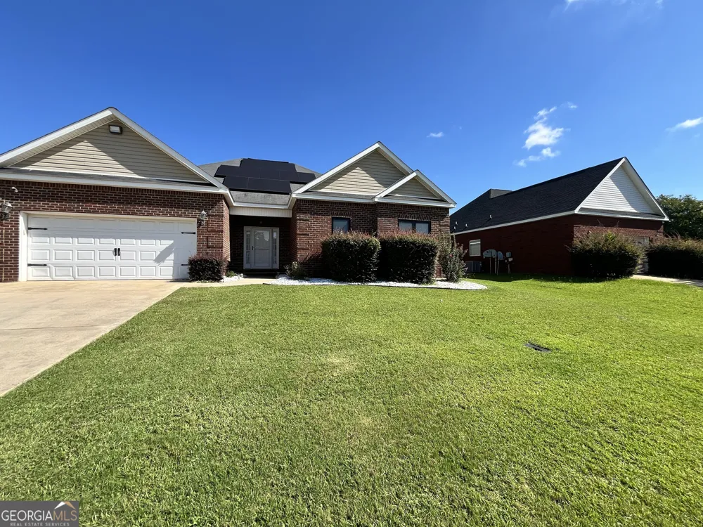 416 Hunts Landing DR Kathleen, GA 31047