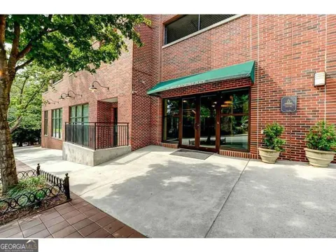 115 W Peachtree PL NW