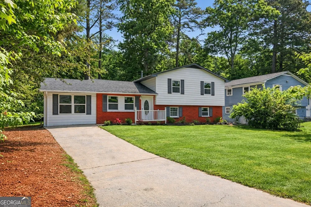 7348 Mockingbird TRL Riverdale, GA 30274