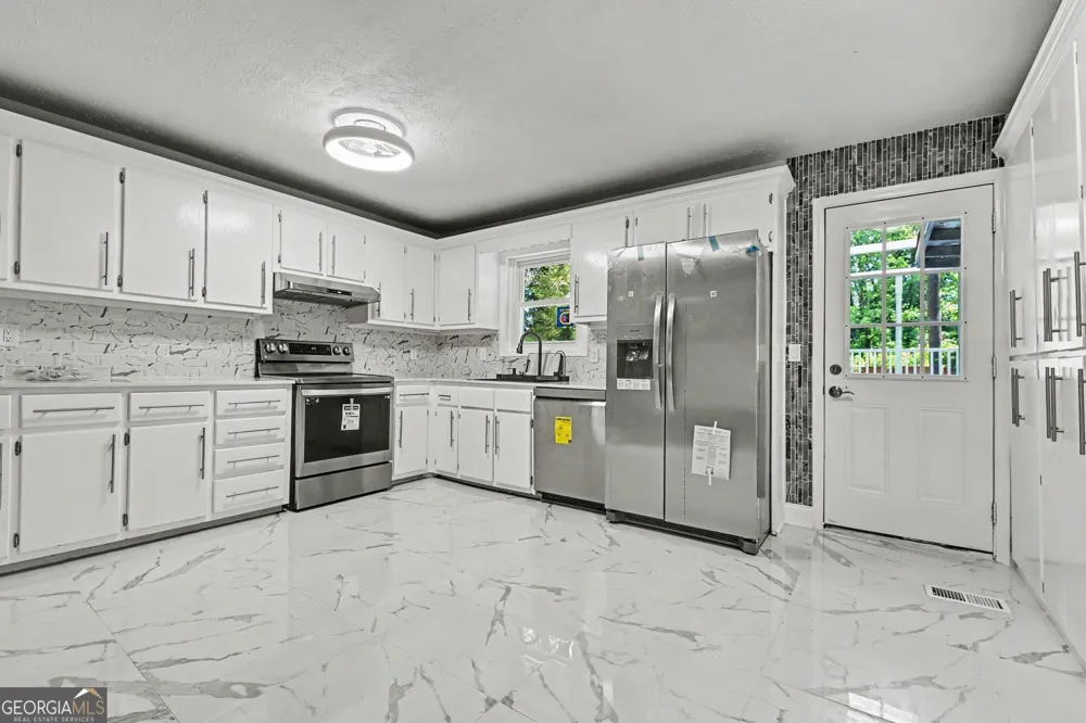 7348 Mockingbird TRL Riverdale, GA 30274
