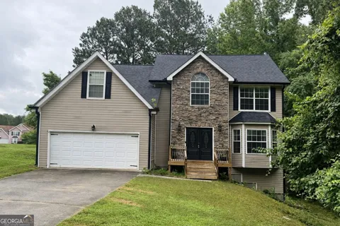 4323 Caroline CT