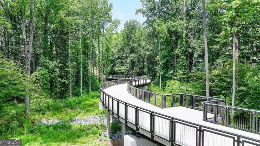 9005 Woodland TRL Alpharetta, GA 30009