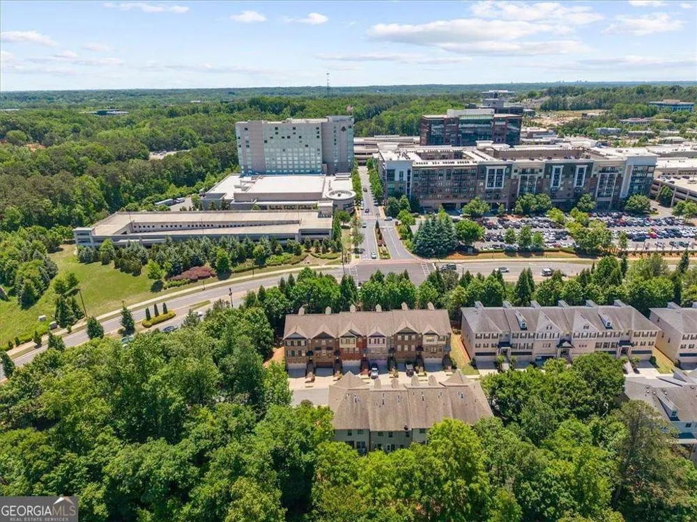 9005 Woodland TRL Alpharetta, GA 30009