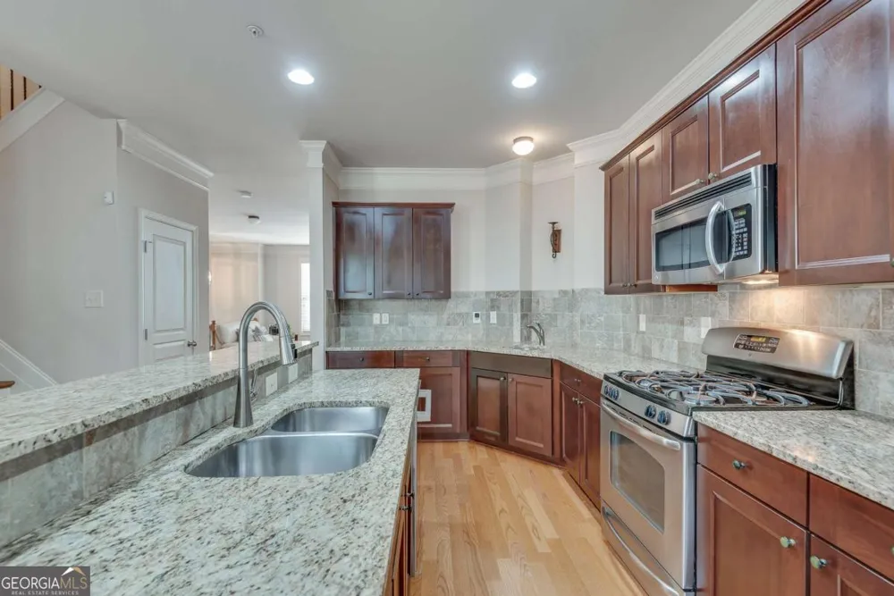9005 Woodland TRL Alpharetta, GA 30009