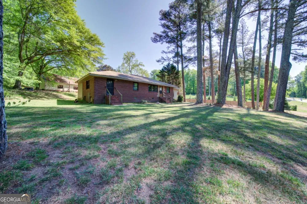 153 Dawson Forest RD Dawsonville, GA 30534