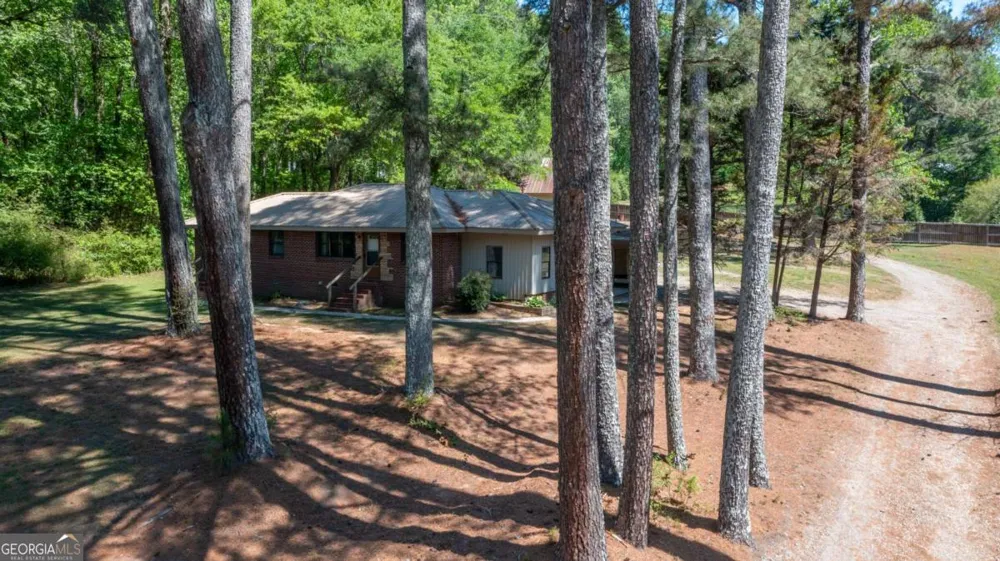 153 Dawson Forest RD Dawsonville, GA 30534