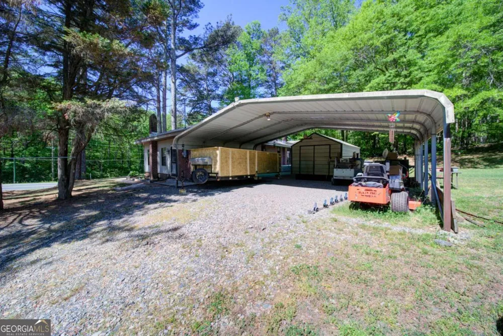 153 Dawson Forest RD Dawsonville, GA 30534