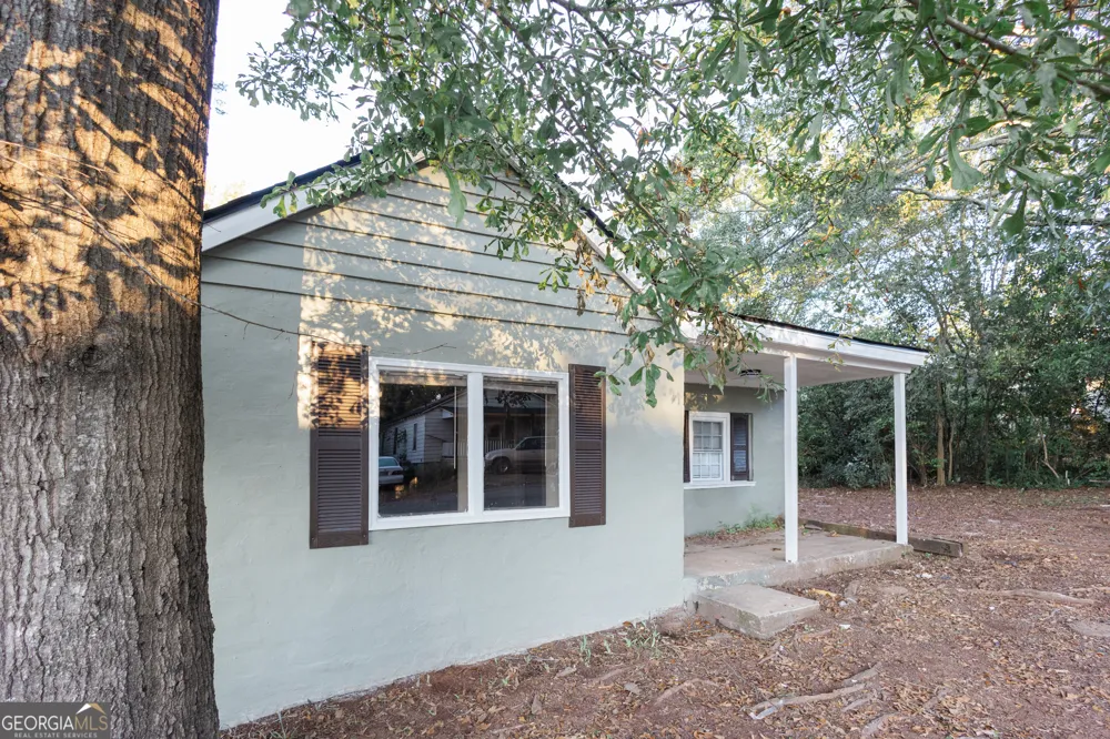 1465 Pine DR Griffin, GA 30223