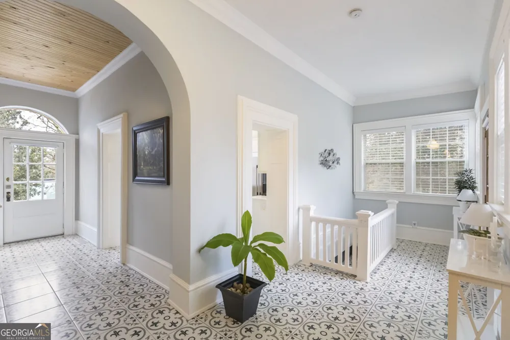 26 Magnolia ST Grantville, GA 30220