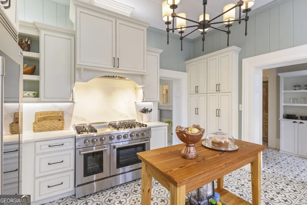 26 Magnolia ST Grantville, GA 30220