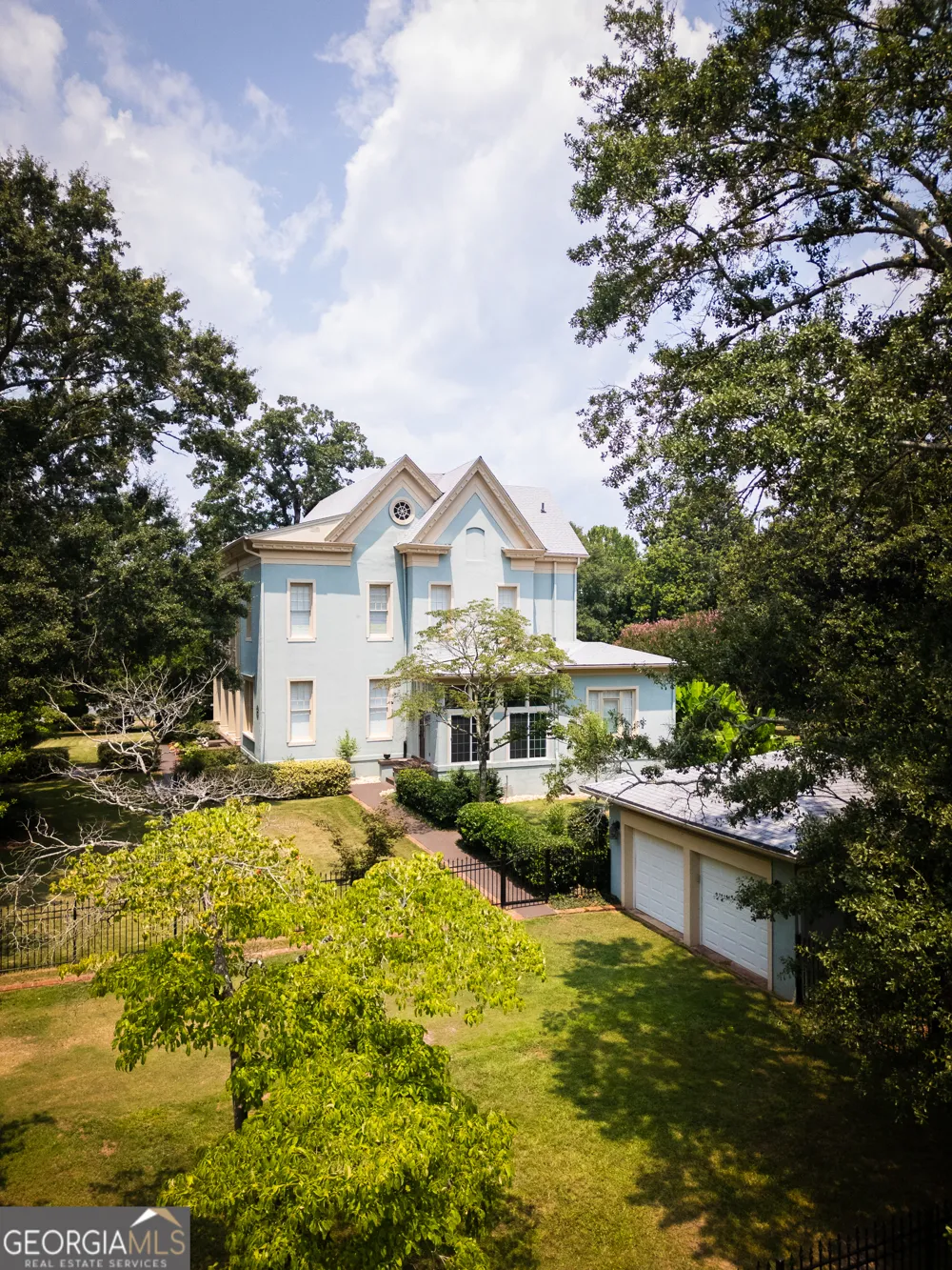 26 Magnolia ST Grantville, GA 30220