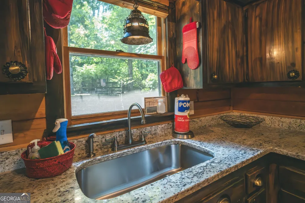 88 Down Yonder RD Morganton, GA 30560