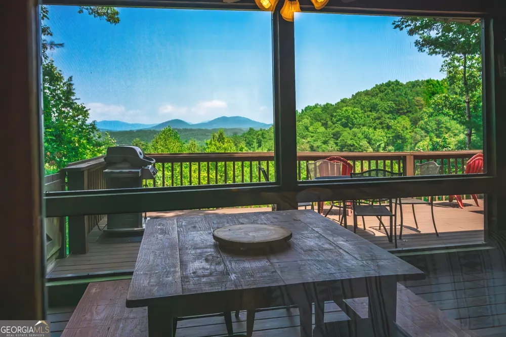 88 Down Yonder RD Morganton, GA 30560