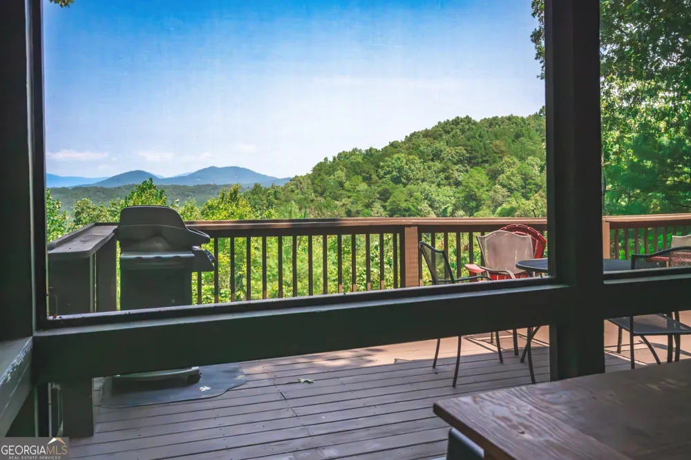 88 Down Yonder RD Morganton, GA 30560