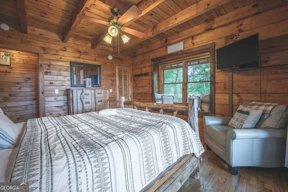 88 Down Yonder RD Morganton, GA 30560