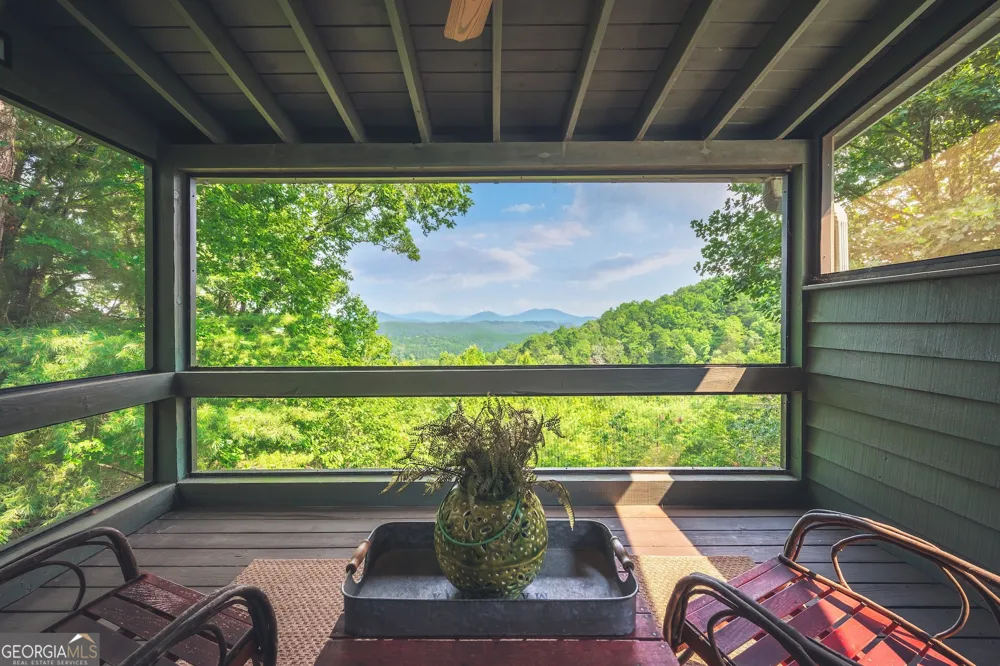 88 Down Yonder RD Morganton, GA 30560