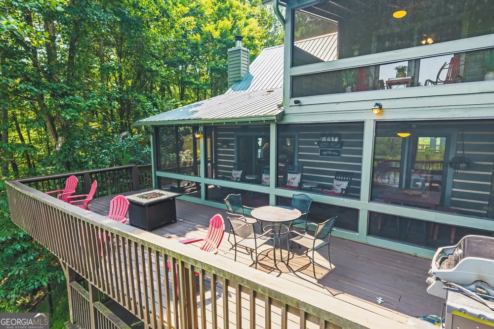 88 Down Yonder RD Morganton, GA 30560