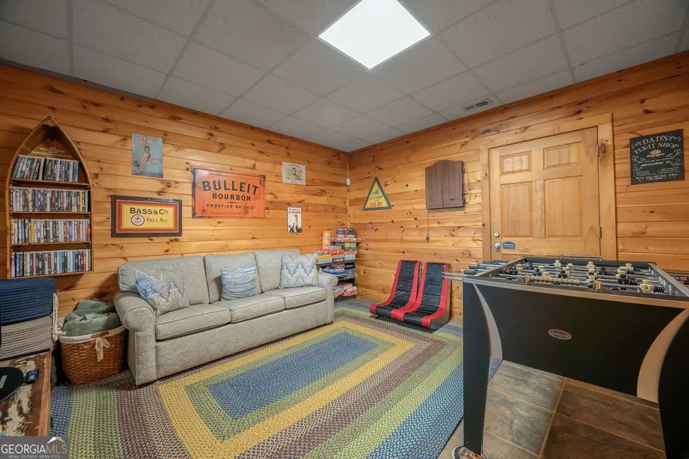 88 Down Yonder RD Morganton, GA 30560