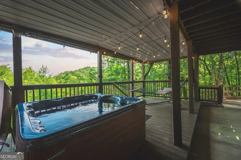 88 Down Yonder RD Morganton, GA 30560