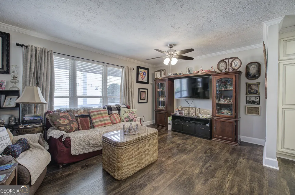 7 Timberwood DR SE Silver Creek, GA 30173