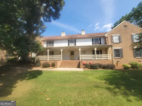 3825 Lavista RD