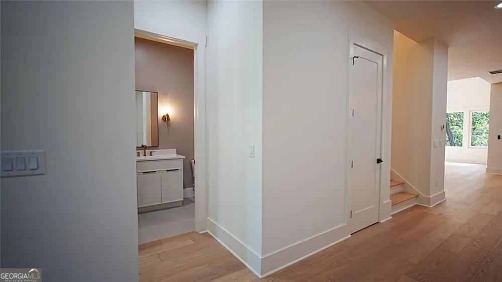 6220 Blackjack RD Flowery Branch, GA 30542