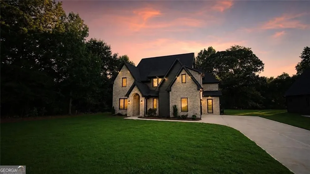 6220 Blackjack RD Flowery Branch, GA 30542