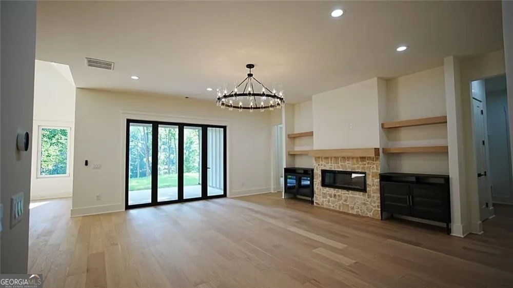 6220 Blackjack RD Flowery Branch, GA 30542