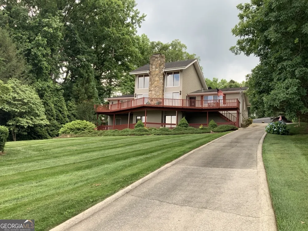 2734 Hidden Valley RD Hiawassee, GA 30546