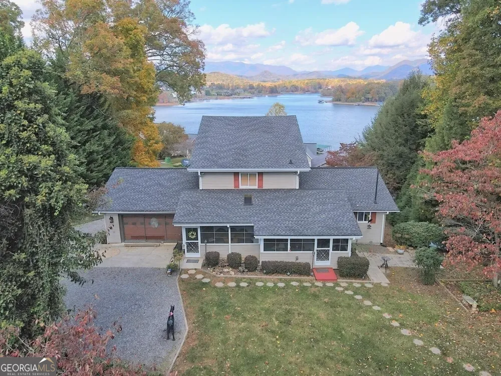2734 Hidden Valley RD Hiawassee, GA 30546