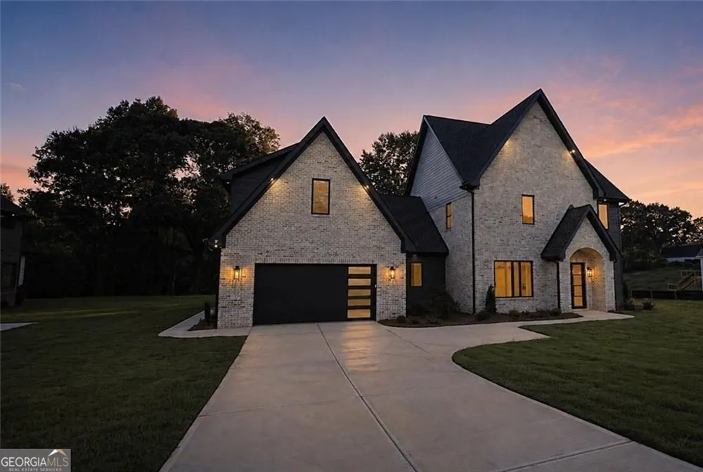 6218 Blackjack RD Flowery Branch, GA 30542