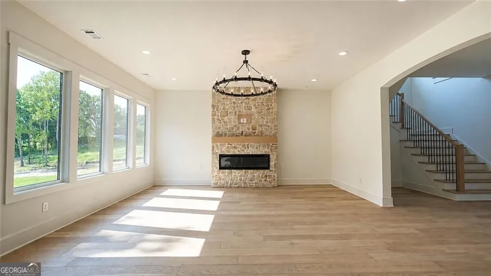 6218 Blackjack RD Flowery Branch, GA 30542