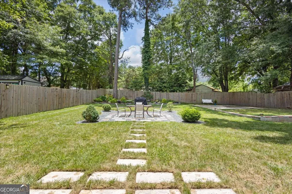 255 Hummingbird WAY Riverdale, GA 30274