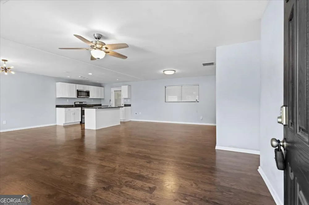 255 Hummingbird WAY Riverdale, GA 30274