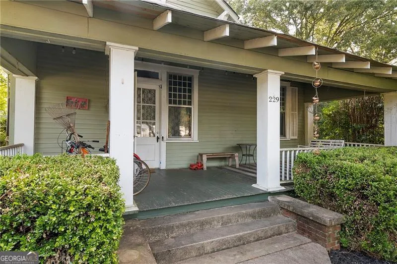 229 N Church ST Winterville, GA 30683