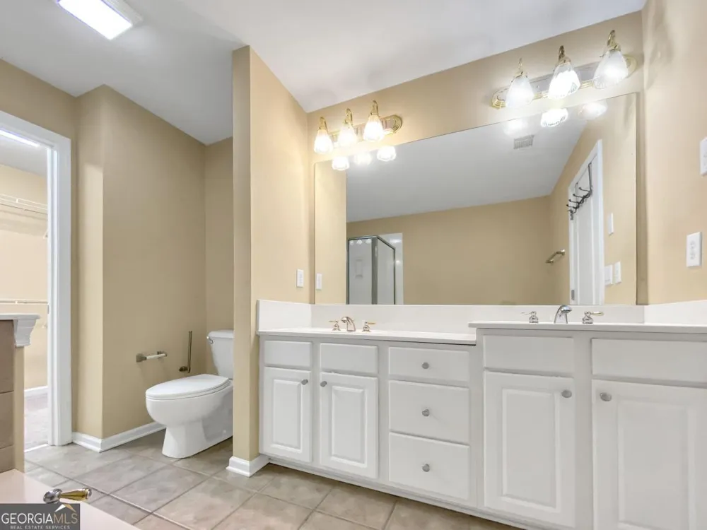 2511 Gadsen WALK Duluth, GA 30097