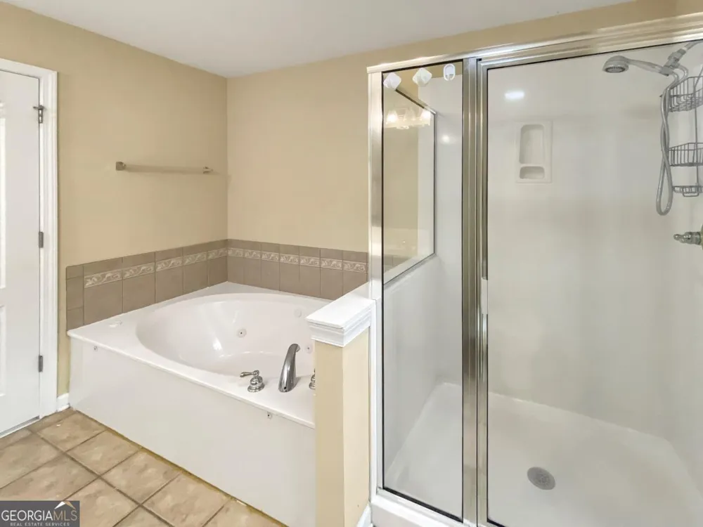 2511 Gadsen WALK Duluth, GA 30097