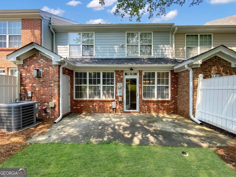 2511 Gadsen WALK Duluth, GA 30097
