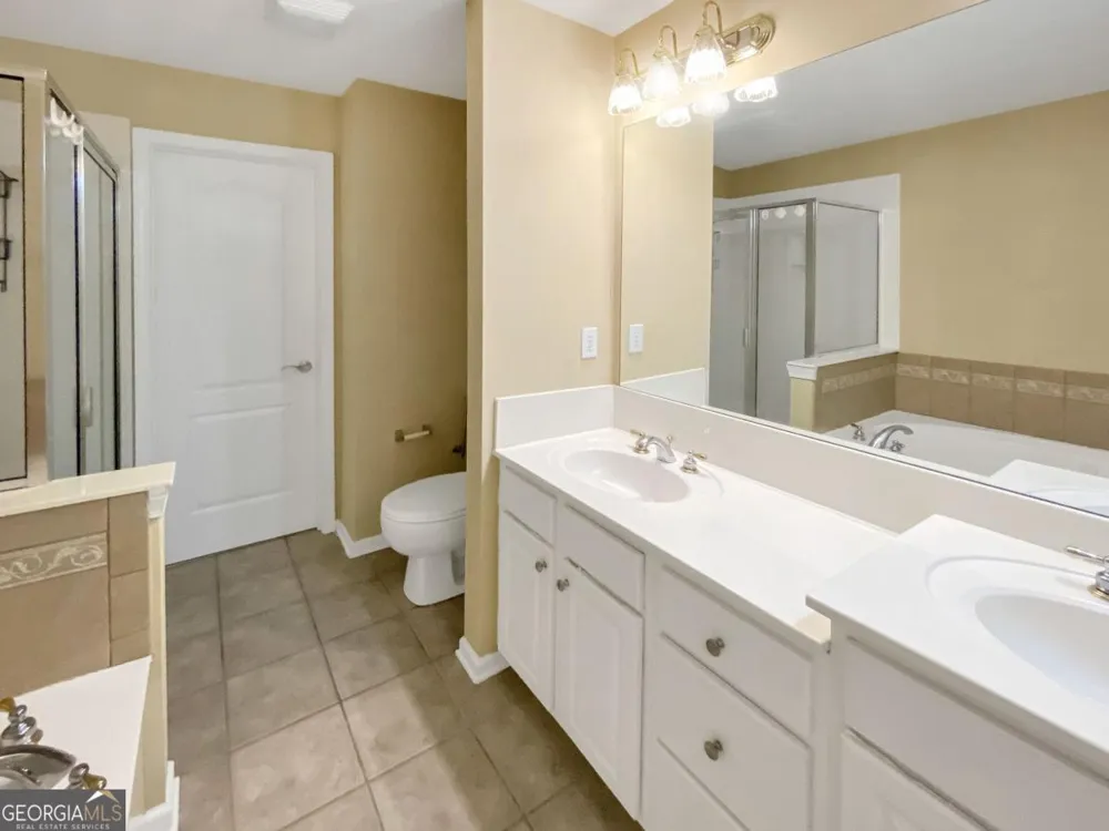2511 Gadsen WALK Duluth, GA 30097