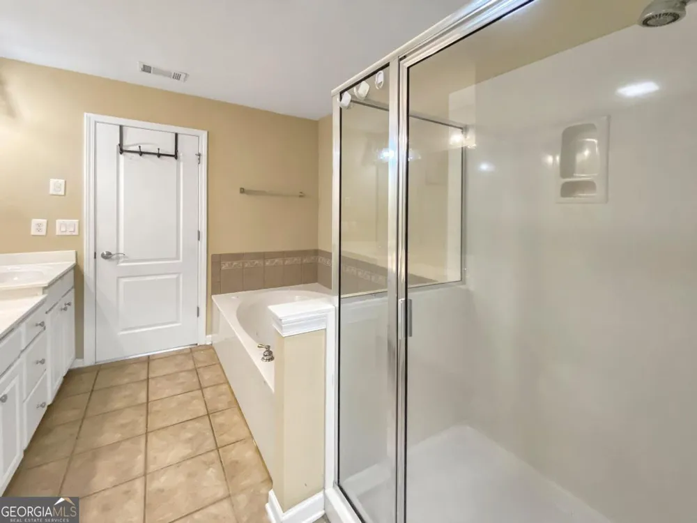 2511 Gadsen WALK Duluth, GA 30097