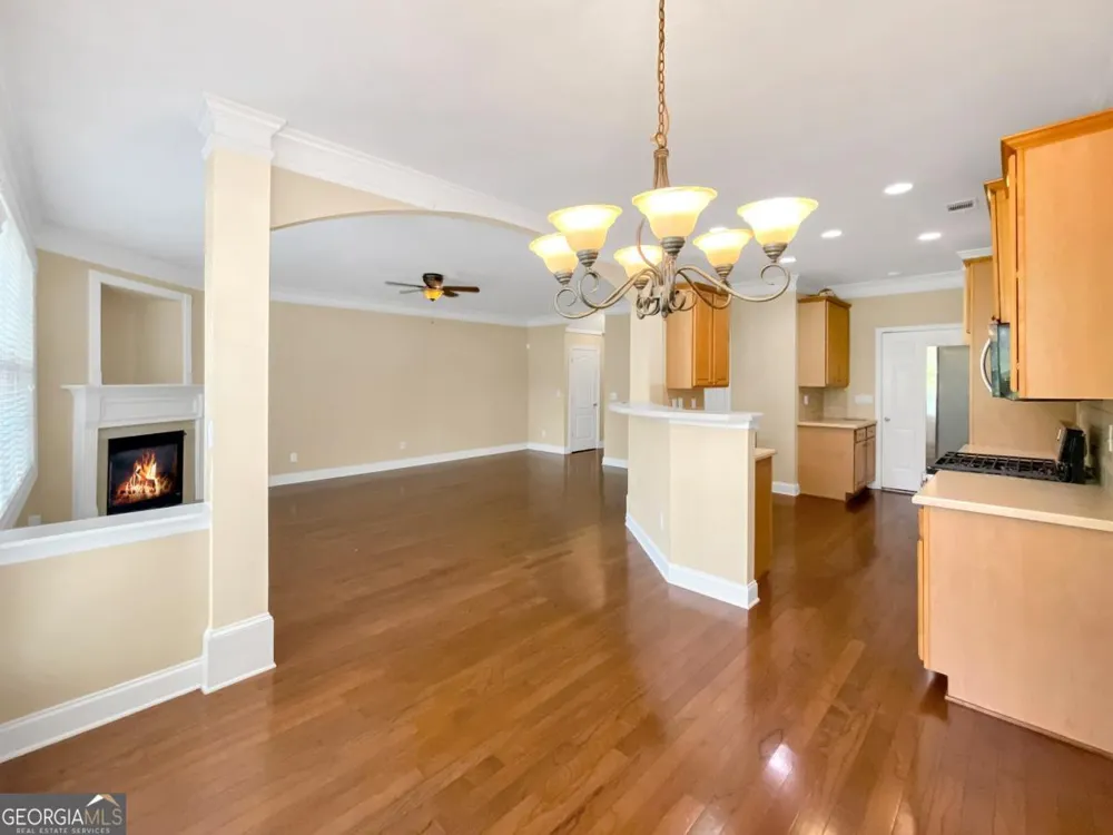 2511 Gadsen WALK Duluth, GA 30097