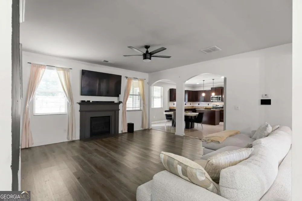 210 Silver Willow WALK Covington, GA 30016